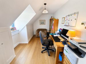 Bedroom- click for photo gallery